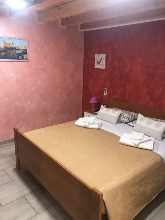 Rooms Chanel Syracuse Exterior foto
